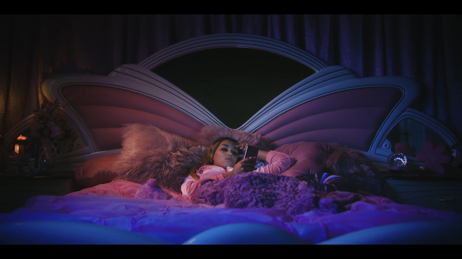 1. Badator Angelina!