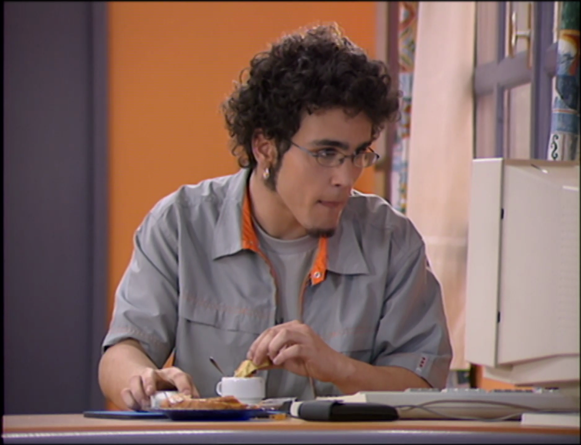 18. Ispiluaren beste aldean