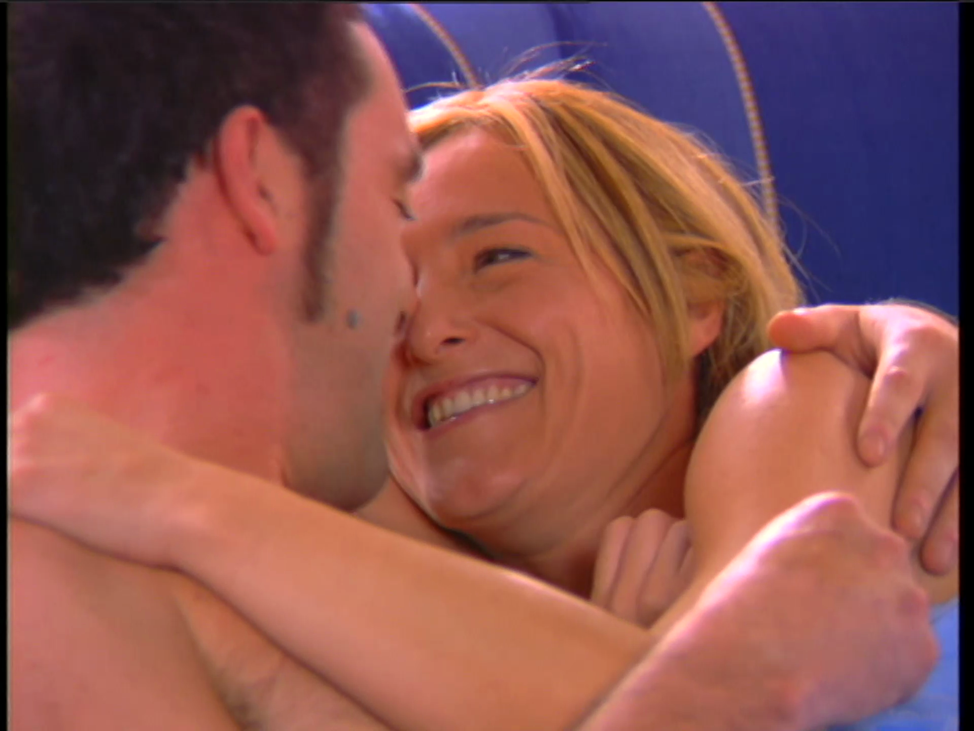 96. Begi itsuek ilunari beldur