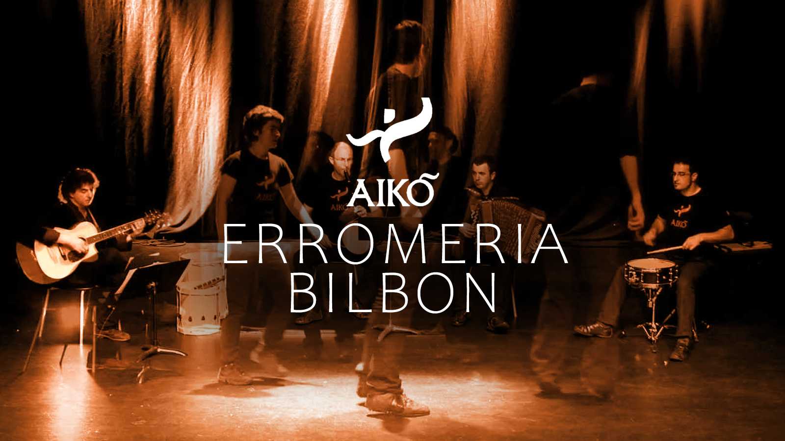 Aiko Erromeria 7 kaleetan dantzari