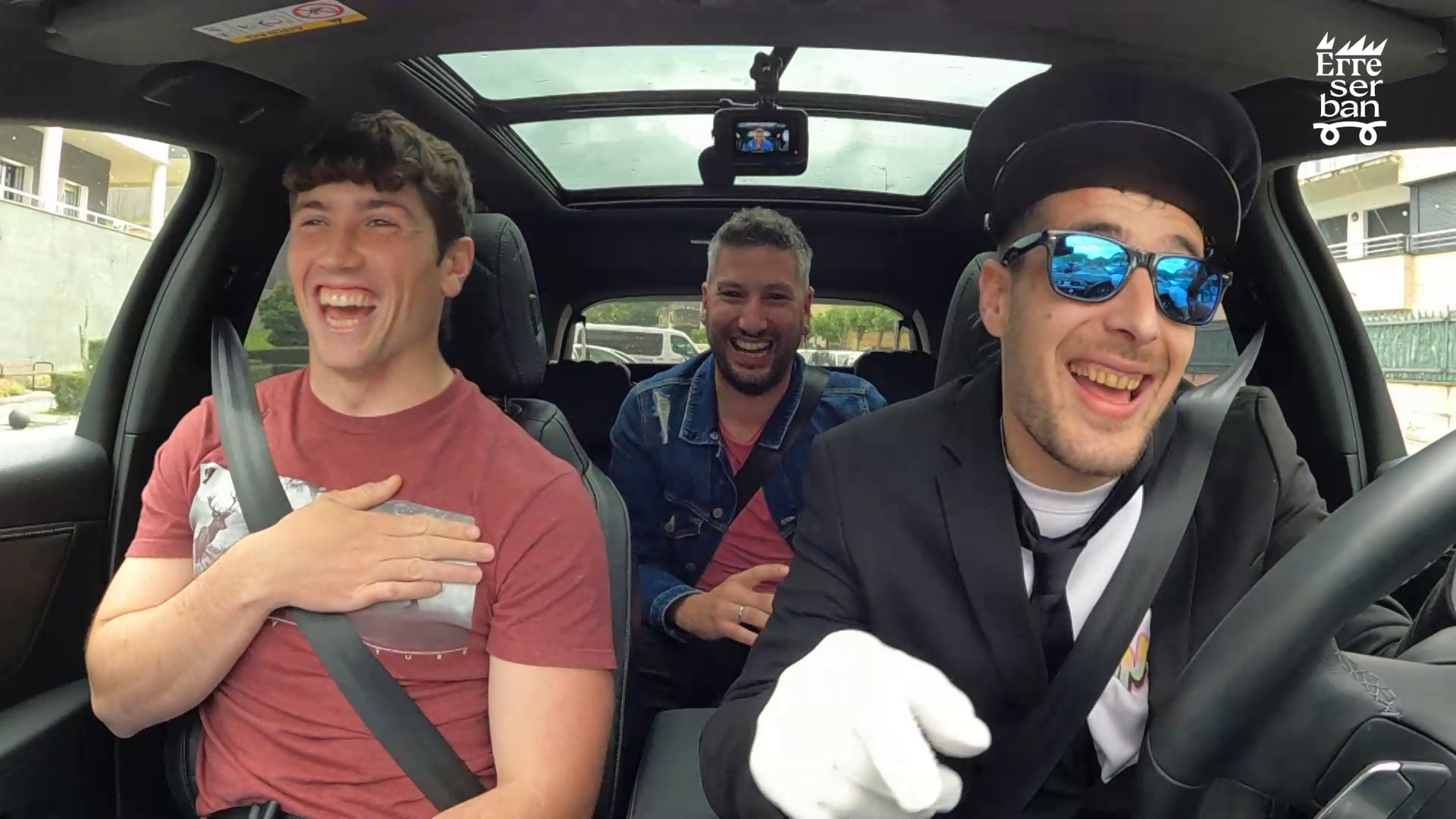 17. Locuras eta Huido