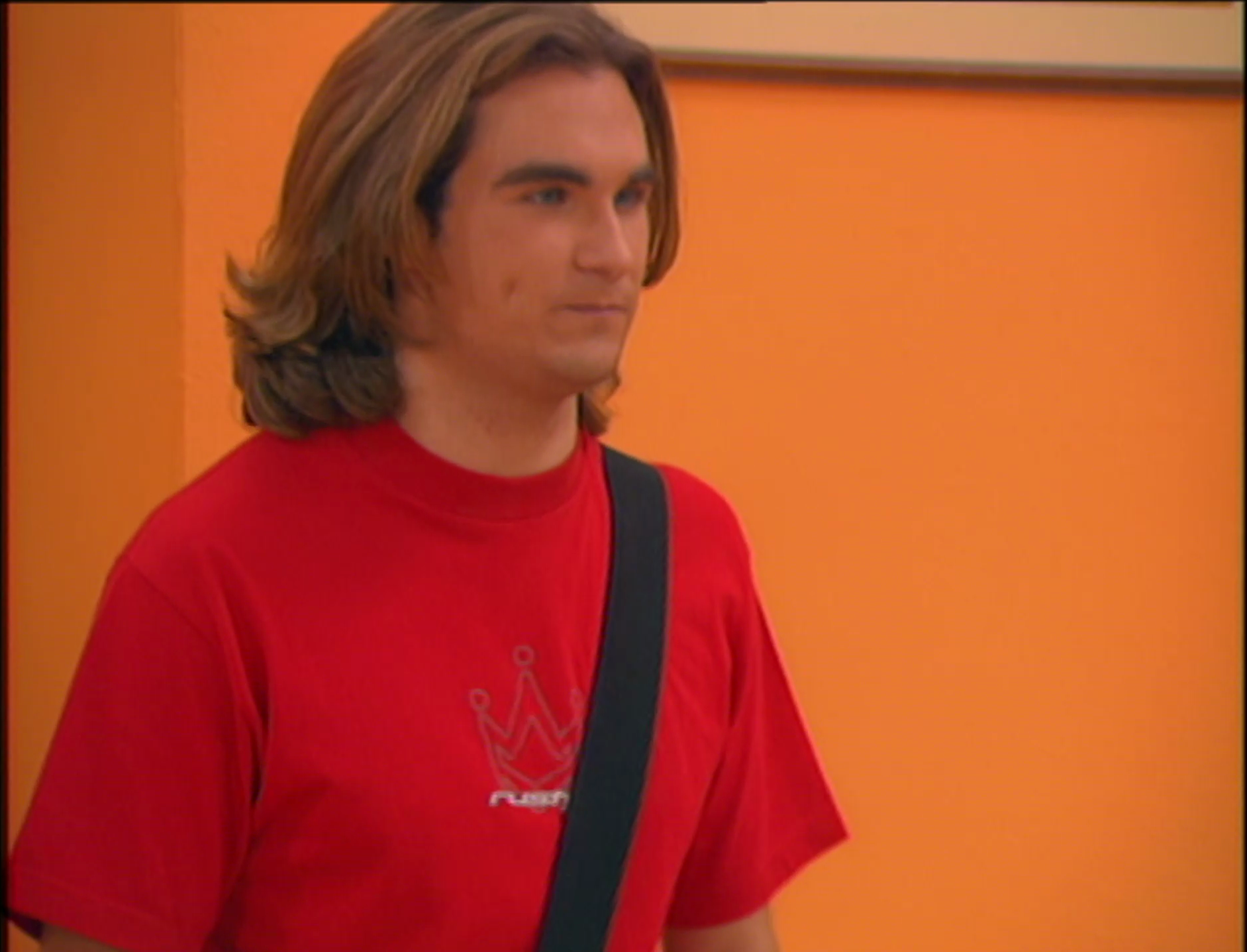 57. Detektibeetara jolasten